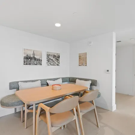 Stylish Apartments With Partial Ocean Views In Downtown! Miami Exterior photo