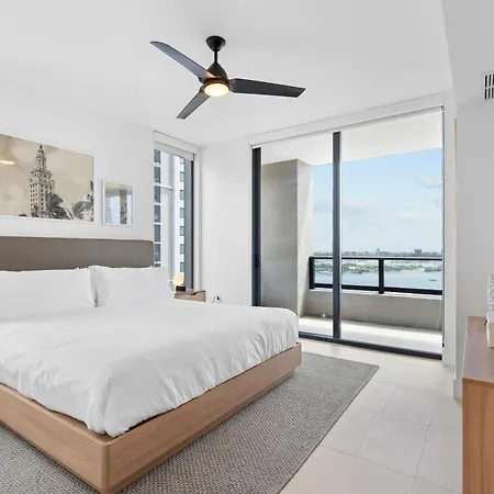 Stylish Apartments With Partial Ocean Views In Downtown! Miami Exterior photo