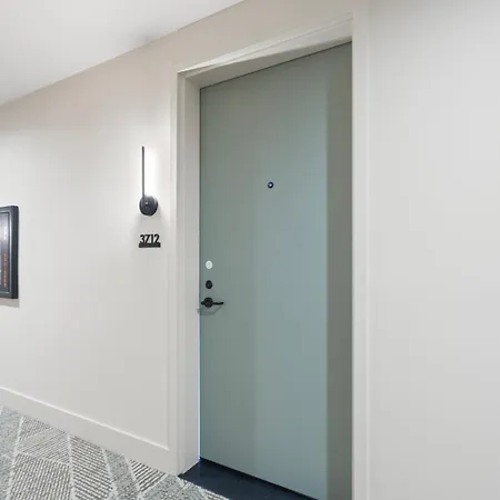 Stylish Apartments With Partial Ocean Views In Downtown! Miami Exterior photo