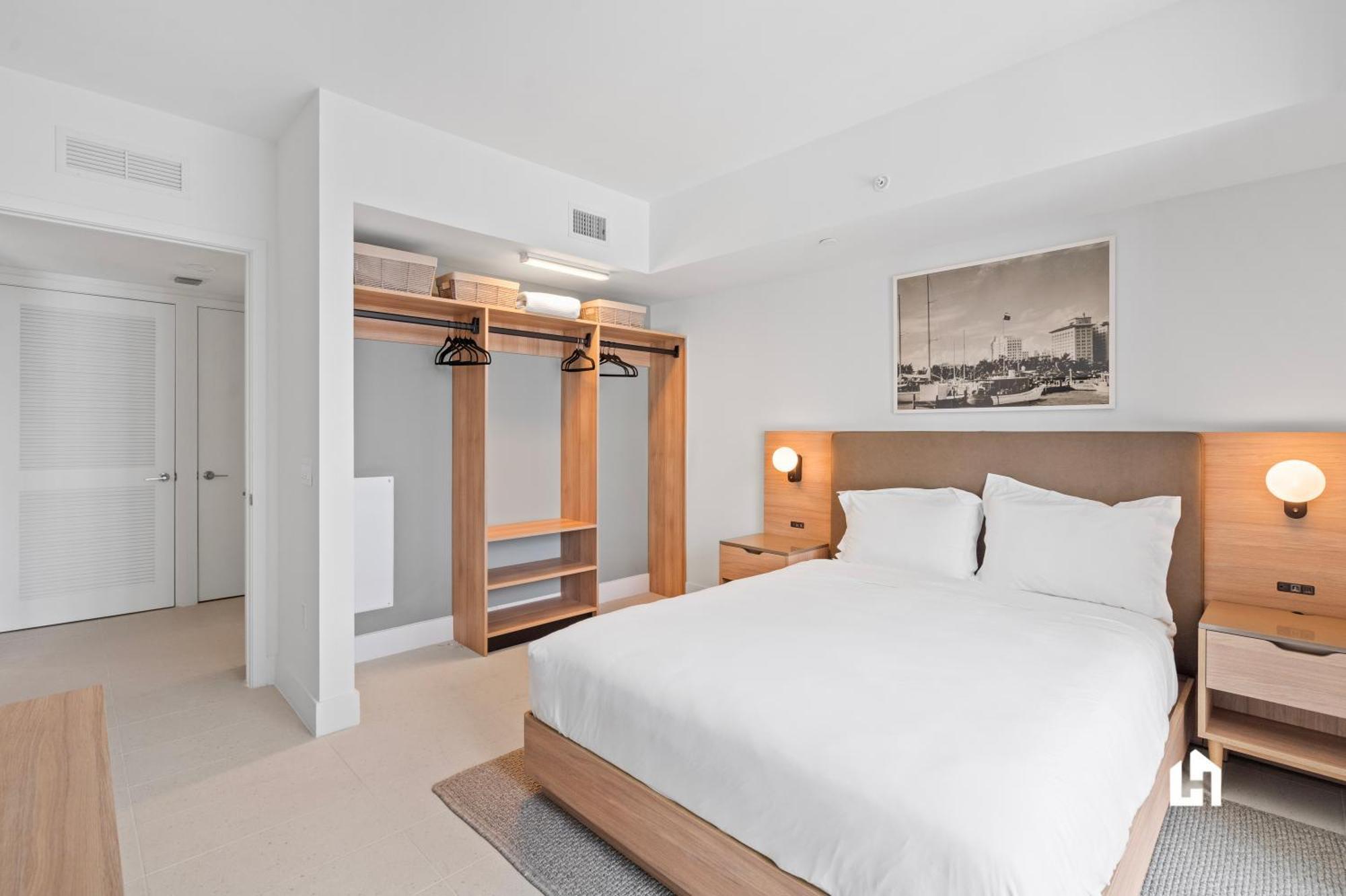 Appartement Stylish With Partial Ocean Views In Downtown! *