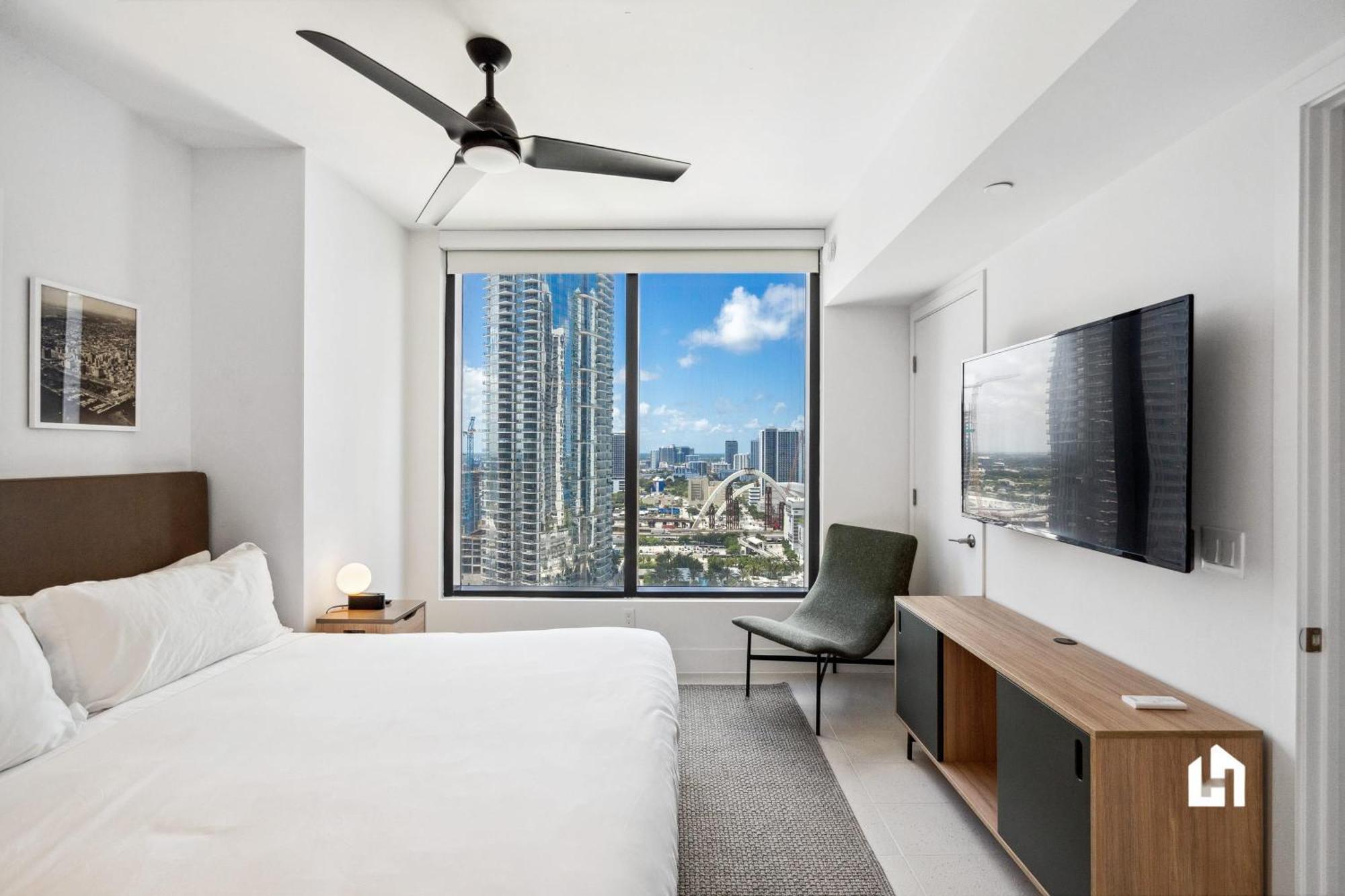 Stylish With Partial Ocean Views In Downtown! Appartement Miami